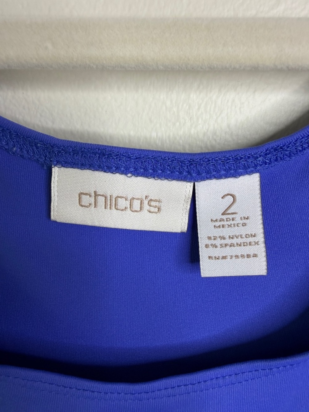 Chico’s Women’s Size 2 Large Blue Scoop Neck Sleeveless Tank Top Stretch - Picture 3 of 6